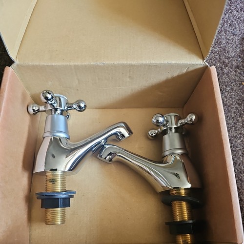 Vienna Tapmate Basin Taps Pair Chrome/satin finish BNIB - Picture 2 of 3