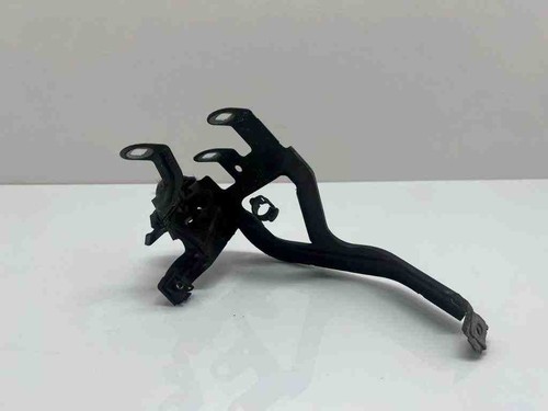 BMW 5 Touring F11 Kotflügelhalter vorne rechts 7183752 2.99 Diesel 31893677