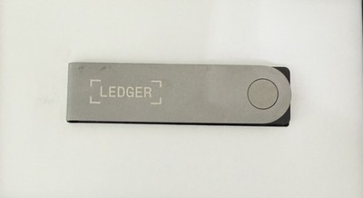 Ledger Nano X Cryptocurrency Bluetooth Hardware Wallet