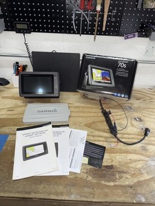 Garmin ECHOMAP 70s Chartplotter Fishfinder Head Unit - Mount- Box - Power Cable