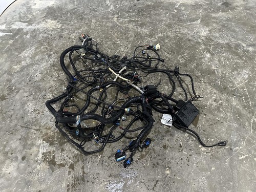 1998 GM K1500 5.7L AT 4x4 Engine Wire Harness W/Fuse Box