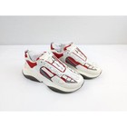 Foto 16 di 24