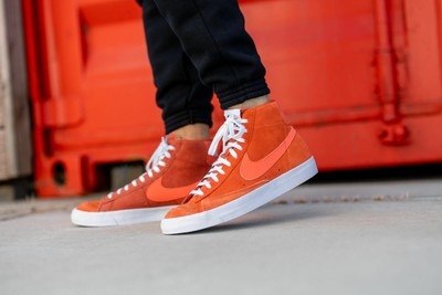 nike blazer mens orange