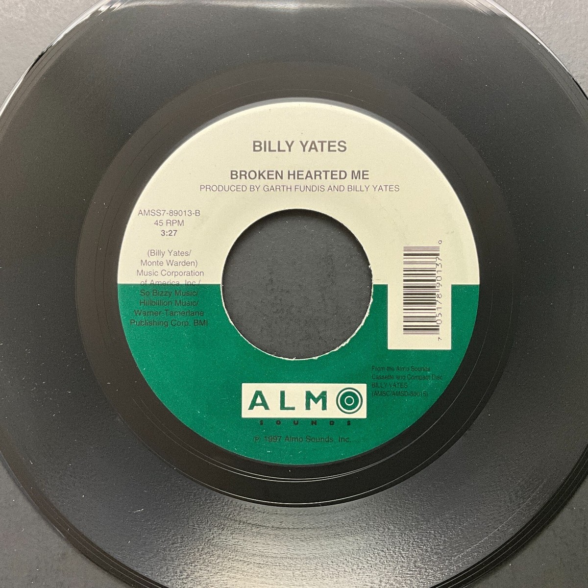 Billy Yates, When The Walls Come Tumblin' Down/Broken Hearted 7