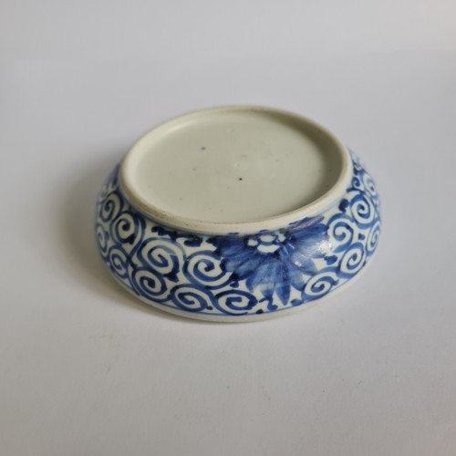 c.1710 Kangxi Qing Dynasty Blue White Cover Box - 第 9/14 張圖片