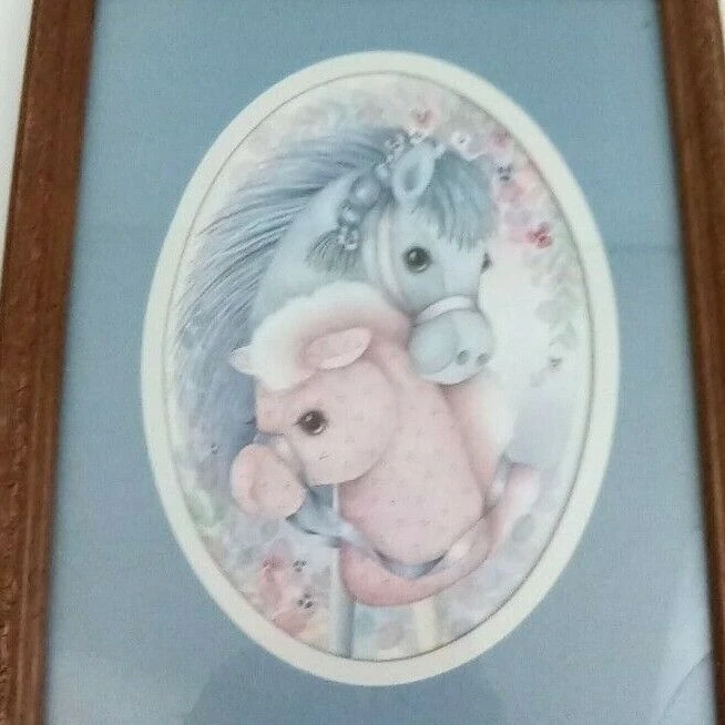 Conjunto vintage de 2 fotos emolduradas de cavalo hobby ótimo para quarto/berçário infantil - Imagem 3 de 4