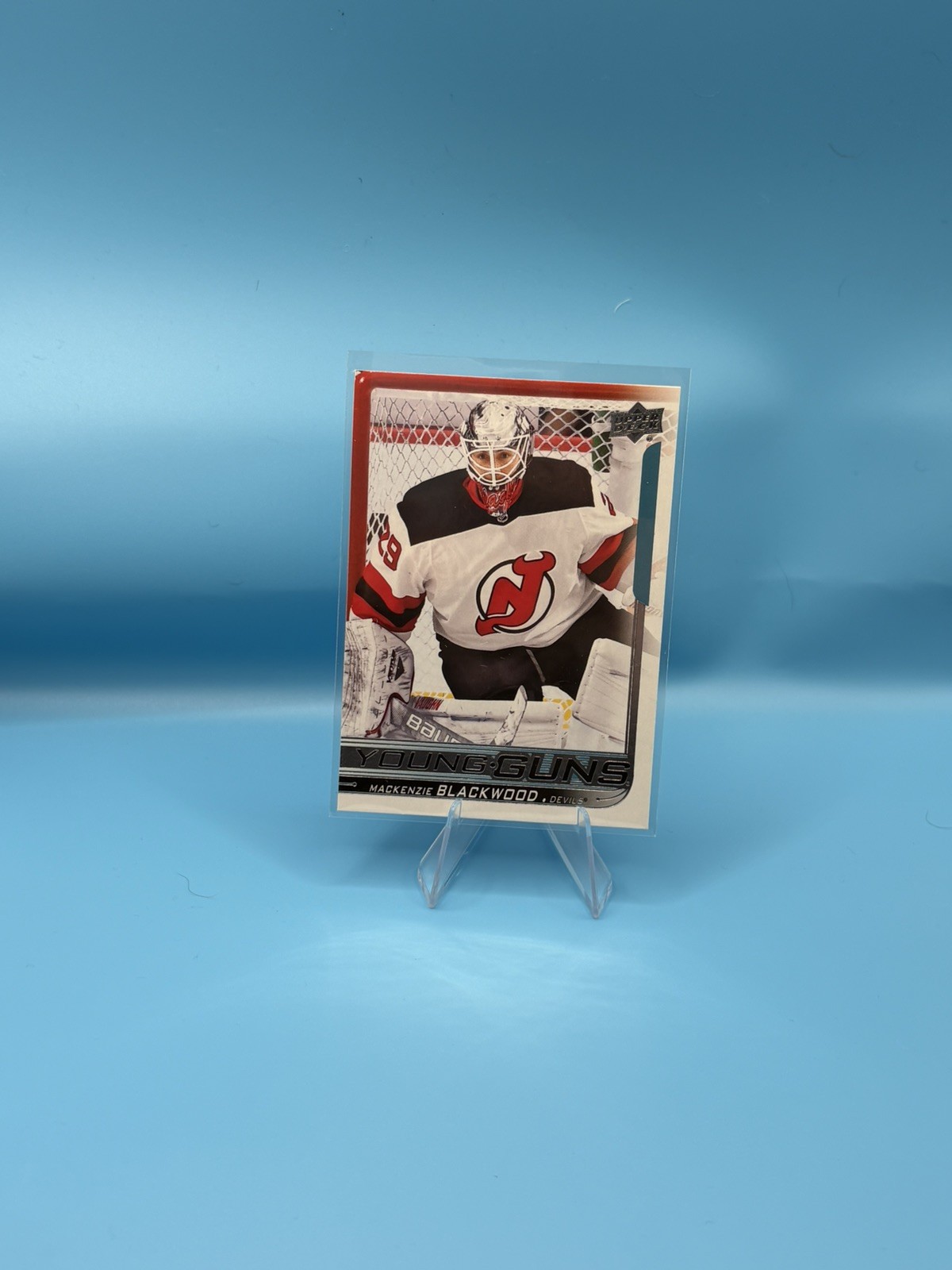 2018-19 Upper Deck - Young Guns Mackenzie Blackwood #210 (RC)