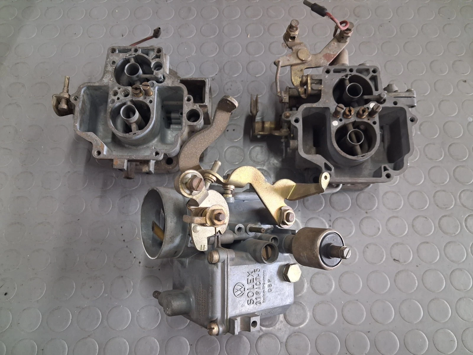 3 carburatori "USO RICAMBI" per auto Fiat, Alfa, Vw, Solex, Weber.  [2272.26]