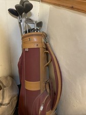 Golf Bag and Clubs Set Drivers, Wedges, Chipper, Putter