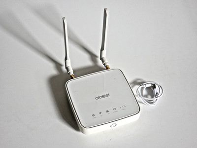 Alcatel HH40 LTE 4G-Router, Stromversorgung per USB, ideal für Camping