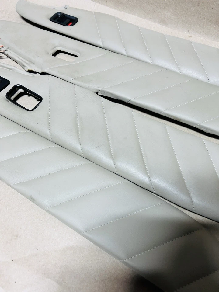 Вставки верхние для дверной панели 2004-2006 Cadillac Escalade ПЛАТИНА СЛАНЦЕВО-КОРИЧНЕВЫЕ от оригинального производителя - Изображение 3 из 4