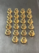 QTY 1 KEMTRON BRASS PINION GEAR 48 PITCH 22 TEETH .125" BORE SLOT CAR / RAILROAD