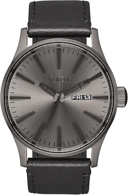 Reloj Nixon Sentry Cuero Gunmetal/Negro A105-1531 Nuevo En Caja - Imagen 1 de 4