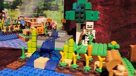 LEGO Minecraft: The Farm (21114) 100% complete with manual, no box.