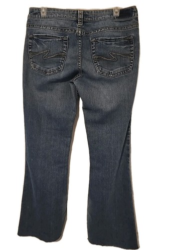 Jean Guess Doheny Boot Cut Taille 31 - Lavage Moyen Avec Poche à Rabat