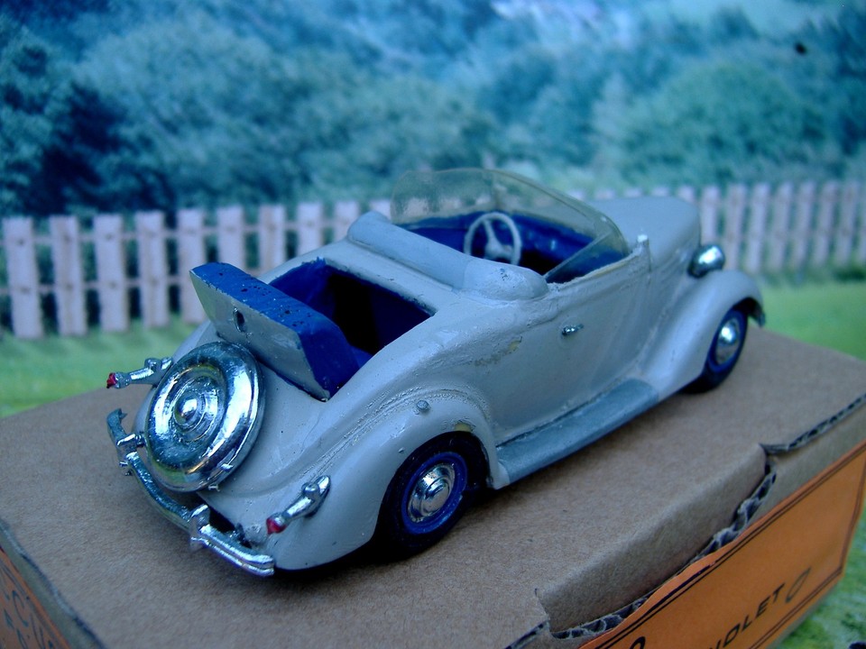 Ford Cabriolet 1936 CCCUS France N°2 – Kit Monté En Résine, échelle 1/43, Bordeaux