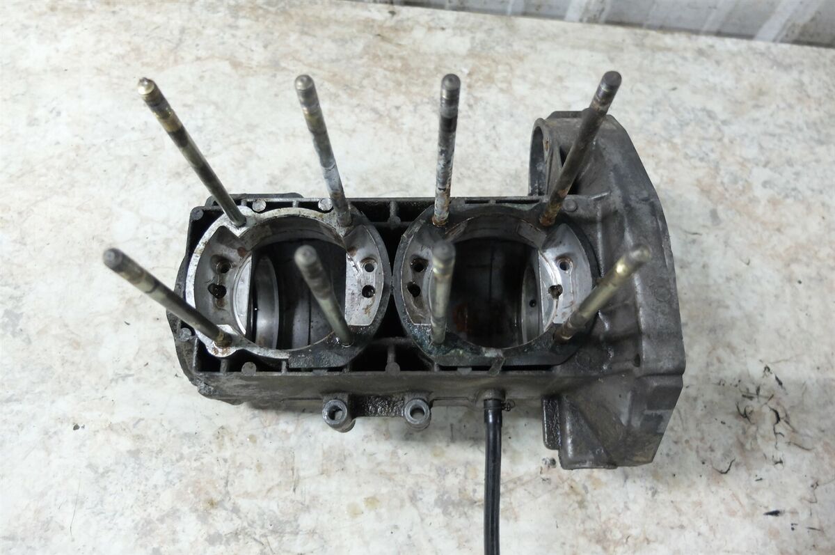 Yamaha PZ 480 PZ480 Phazer engine crank case cases block Yamaha PZ 480 PZ480 Phazer engine crank case cases block