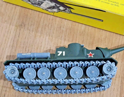 SOLIDO CHARS / Char Su 100 Urss ~ N° 208 - 3/64 ~ Vintage EUR 25,00 - FR