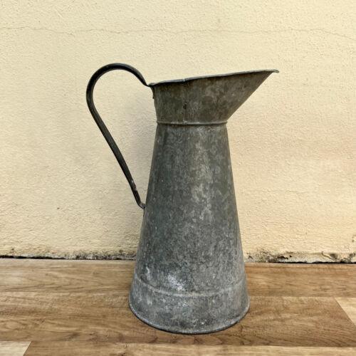 Early twentieth century French water pitcher - zinc 14 1/4" 0907223 - Afbeelding 1 van 4