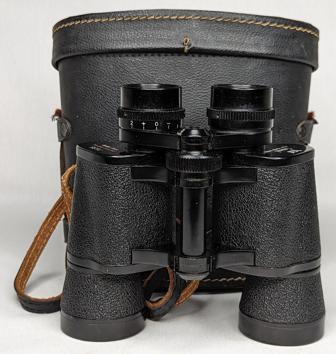 Crown 7 x 35 Field View Binoculars Fully Coated Optics with Case