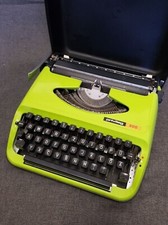 Privileg 300 bright green vintage German typewriter in good condition thumbnail