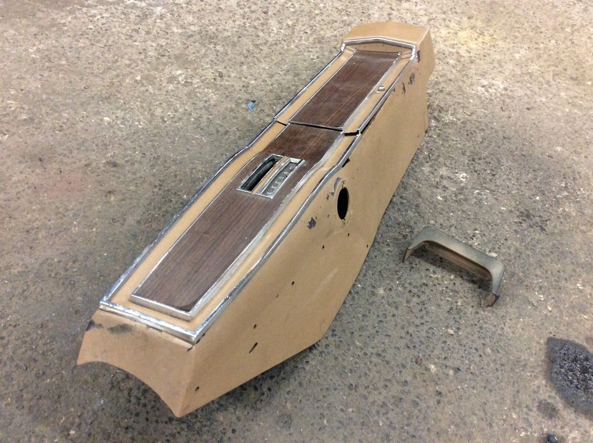 Original A Body 68 69 70 Coronet GTX Road Runner Center Console