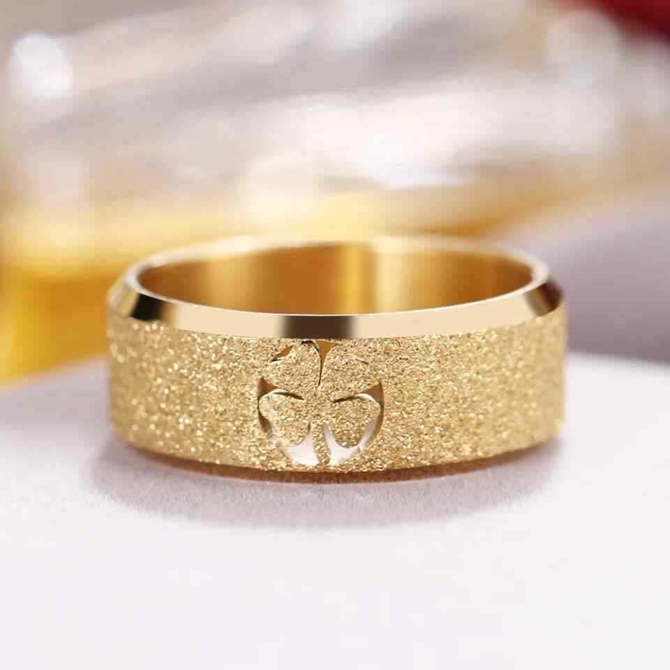 Grossiste 4PCS/Set Accessoire de luxe Trèfle à quatre feuilles 18K Bijoux de mode en acier inoxydable plaqué or pour femmes - Chine Ensembles de bijoux pour femmes et ensembles de bijoux de