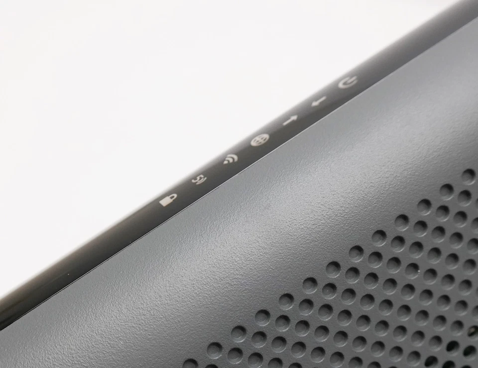 Motorola MG7700 AC1900 Dual-Band DOCSIS 3.0 Cable Modem WiFi Router - Image 3 of 4