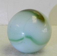  21082m Vintage Peltier Glass Shooter Marble .93 Inches NM