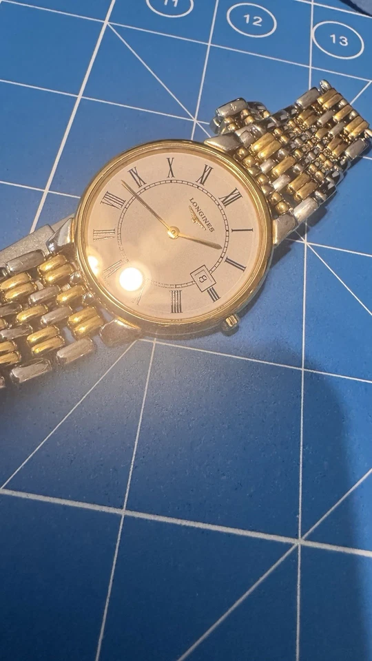 [CASI COMO NUEVO] LONGINES La Grande Classique L5.632.3 Reloj de cuarzo para hombre Foto 4 de 4