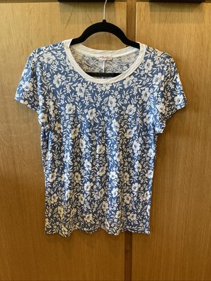 Goldie Women s Tee Short Sleeve Round Neck  Medium Blue Floral