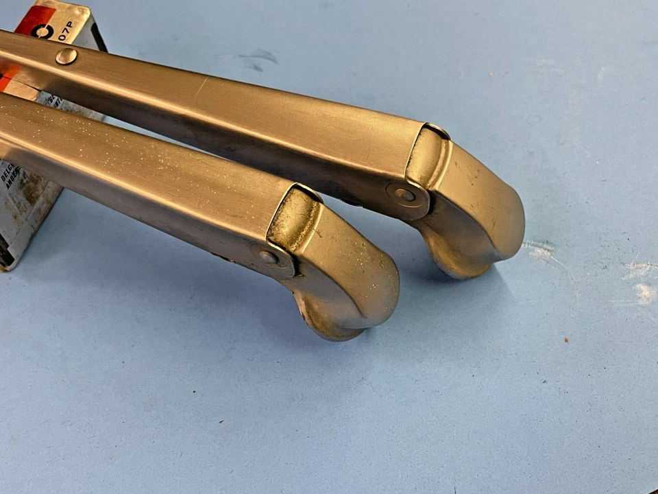 Brazos limpiaparabrisas originales GM A Body Trico acero inoxidable Chevelle 442 GTO Skylark 1967 A Foto 2 de 4