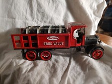 TRUE VALUE 1925  Kenworth Stake Bed  DieCast  ERTL 1/34  Scale MFGD 1994