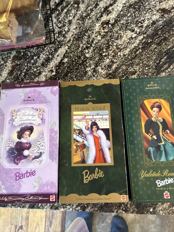 Holiday Homecoming Collectors Series 1,2 & 3   NIB