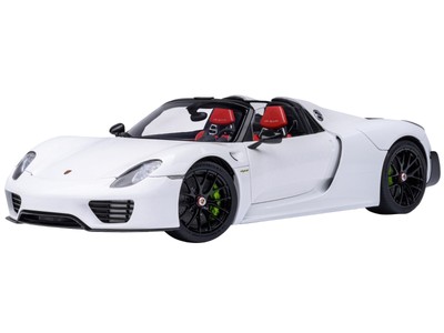 PORSCHE 918 SPYDER WEISSACH PACKAGE WHITE 1/18 MODEL CAR BY AUTOART 77920
