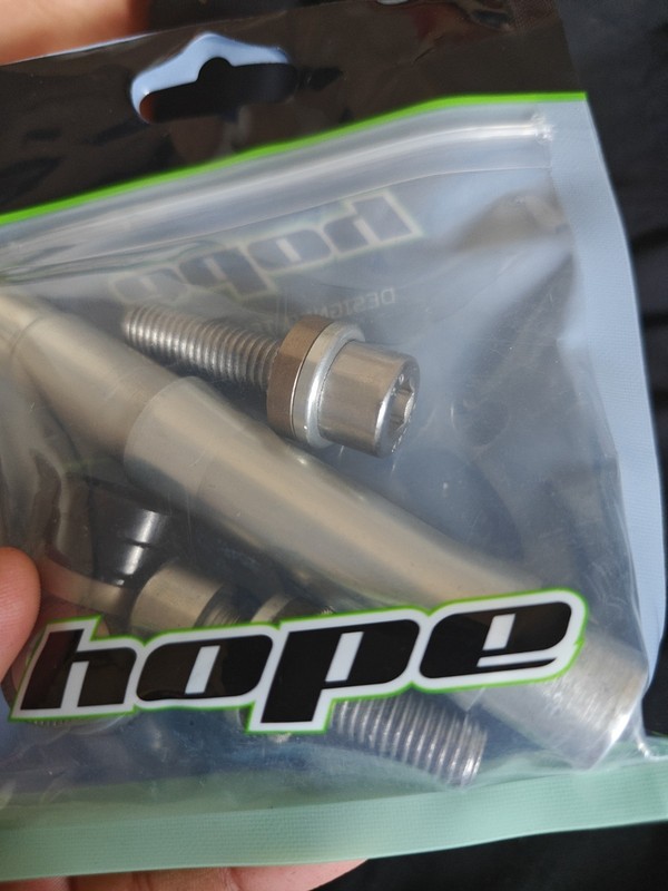 Hope Pro 5 Single Speed Hub Bolt In Solid Axle Conversion Kit Rear