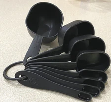 USA Made Black Plastic Measuring Cups & Measuring Spoons Set of 4 w/Keeper Ring