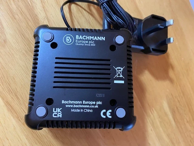 Bachmann Train Controller with Wall Transformer for N & OO with track lead - Image 3 of 4