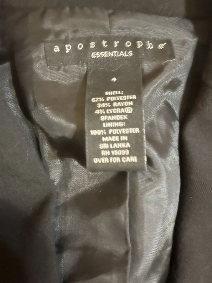 Blazer feminino Apostrophe Essentials Y2K preto com ombreiras macias de dois botões (4) - Imagem 4 de 4