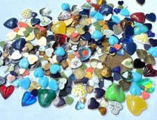 Vintage Glass Metal Lucite Plastic Heart Cabs Embellishments Mix 125