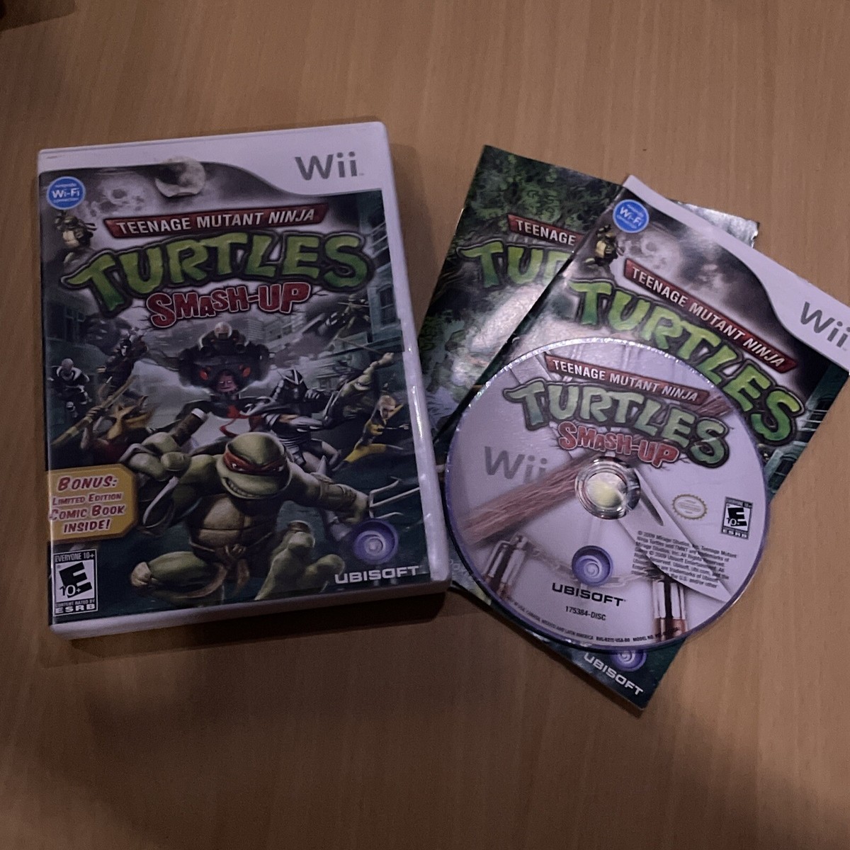 Teenage Mutant Ninja Turtles Smash Up Nintendo Wii Complete Manual Comic  TMNT