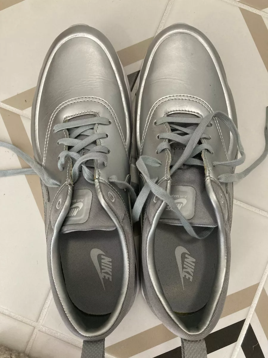 Nike thea silver cheap