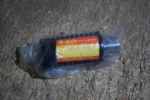 RUBBER, FOOTREST LH
