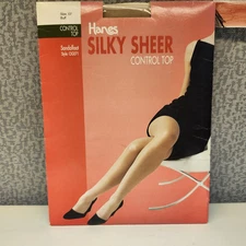 NOS Hanes Silky Sheer Control Top BUFF Pantyhose Sandalfoot Style 0G071 Sz EF