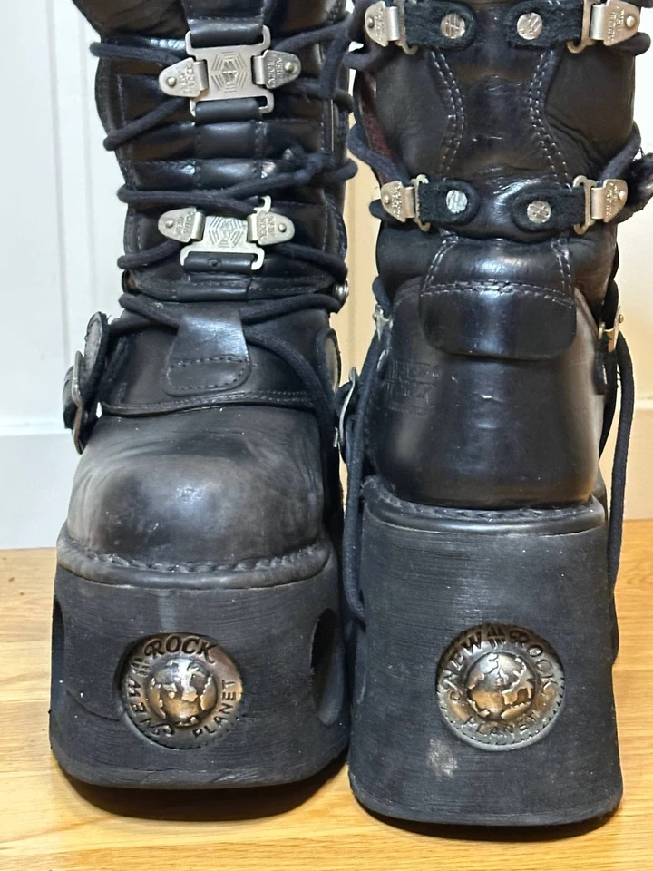 Vintage 90s New Rock Very Rare Neptuno Platform Boots Shoes - Image 3 of 4
