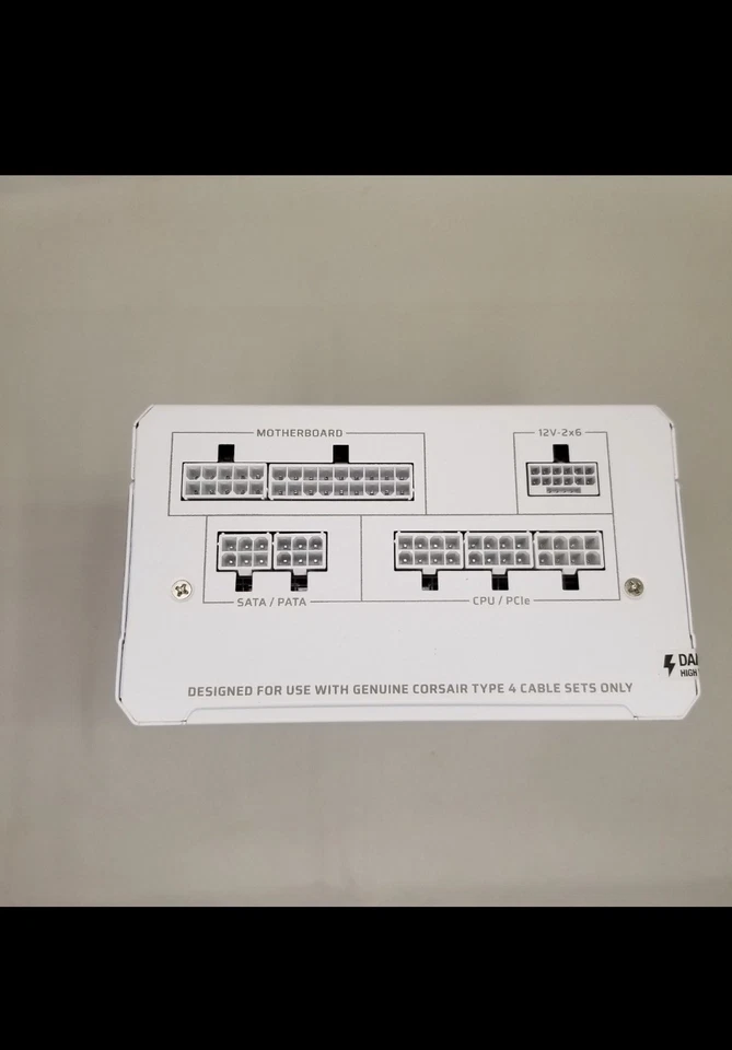 Fuente de alimentación ATX de bajo ruido totalmente modular CORSAIR RM850e (2025) Foto 3 de 4