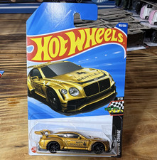 Hot Wheels Bentley Continental GT3 1:64 Diecast Gold/Black Unopened