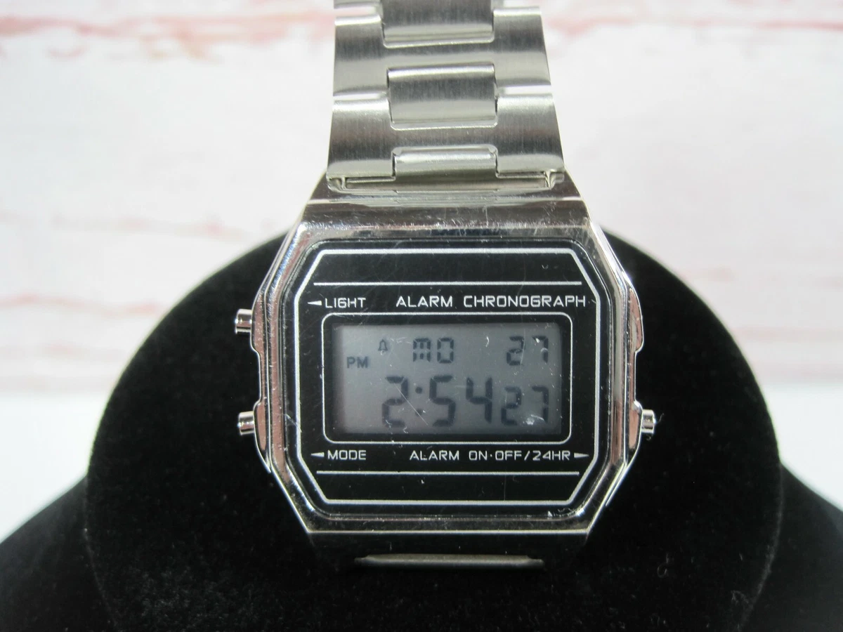 Vintage 2025 digital watch