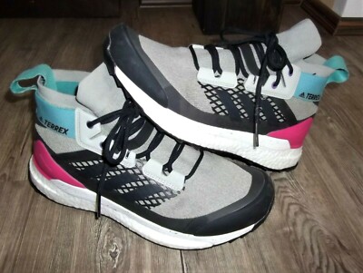 *ADIDAS TERREX FREE HIKER BOOST-WANDER-FREIZEIT-SCHUHE-gr.42 2/3-TOP*