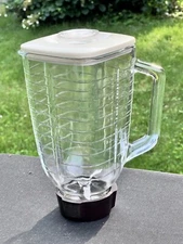 Oster Regency Kitchen Center Almond White 5 Cup Glass Blender Jar, Blade & Lid